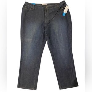 NWT Fashion Bug Curvy Straight Right Fit. Weekend Casual Relaxed Jeans Sz. 24W